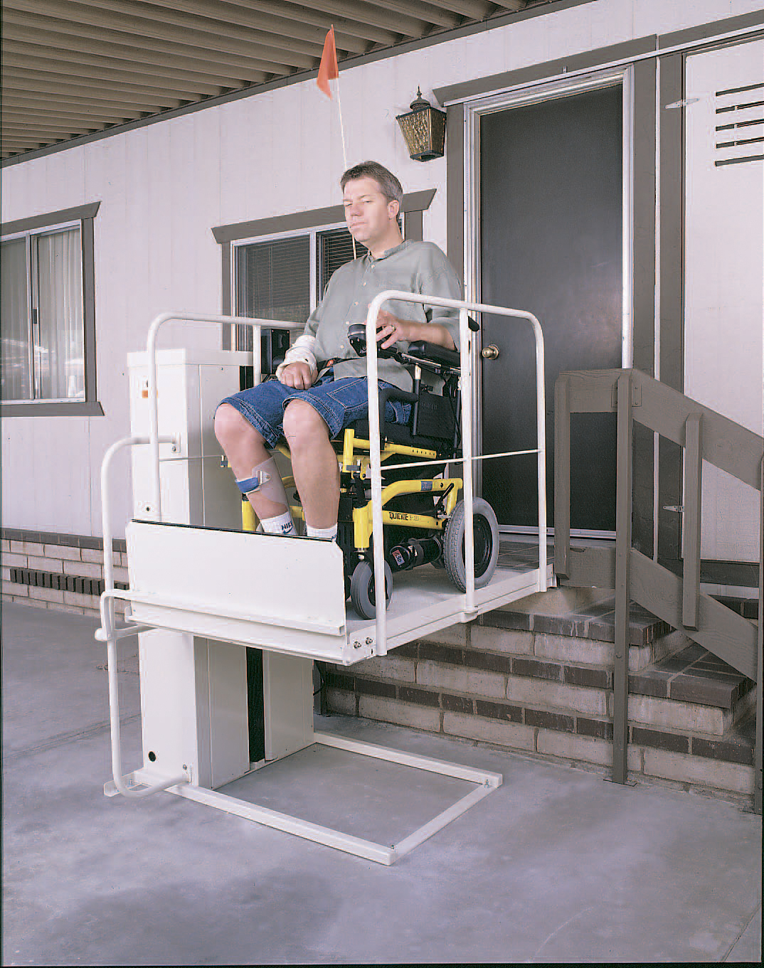 Buckeye macs pl50 stair chair lift